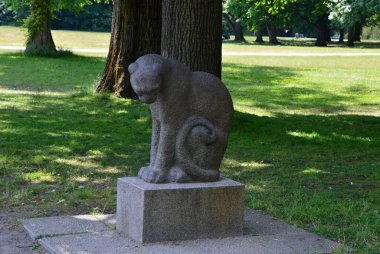 Almanya 'nın başkenti Berlin' deki Mahalle Treptow 'daki Park Heykeli