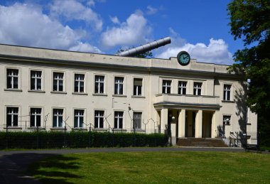 Almanya 'nın başkenti Berlin' deki Mahalle Treptow 'daki Tarihi Gözlemevi