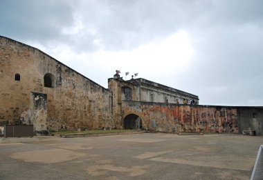 Eski San Juan kasabasındaki tarihi kale, Porto Riko 'nun başkenti