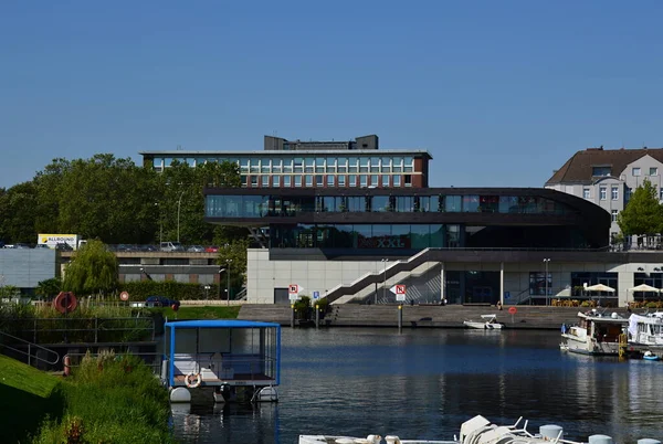 Berlin 'deki Kreuzberg Tepesi üzerindeki Ulusal Anıt Viktoriapark, Almanya' nın başkenti
