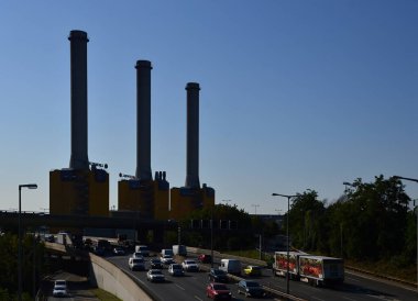 Almanya 'nın başkenti Berlin' deki Wilmersdorf semtinde elektrik santrali