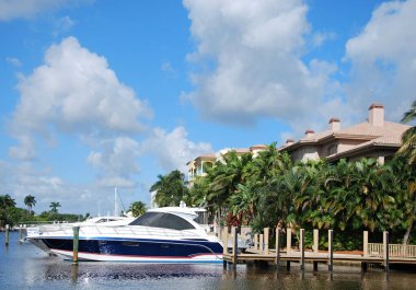 Fort Lauderdale Florida 'da nehir kenarı.