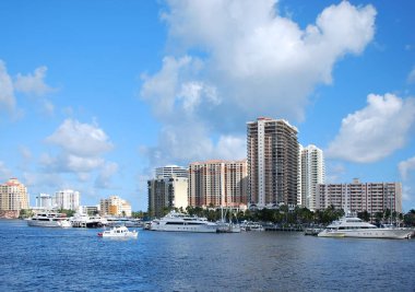 Atlantik, Florida 'daki Fort Lauderdale Sahili Panoraması