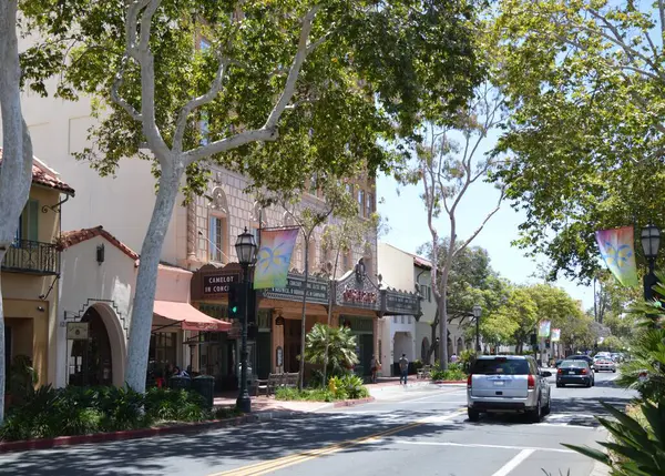Straßenszene Der Innenstadt Von Santa Barbara Kalifornien — Stockfoto