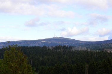 Harz Dağları 'ndaki Dağ Panoraması, Saksonya Anhalt