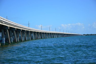 Florida Keys 'deki Denizaşırı Otoyol Köprüsü