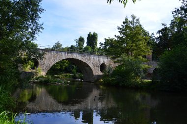 Weimar, Thüringen 'deki Ilm Nehri' nin oraya park et.