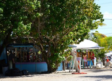 Florida Keys 'deki Denizaşırı Otoyol' da pazar