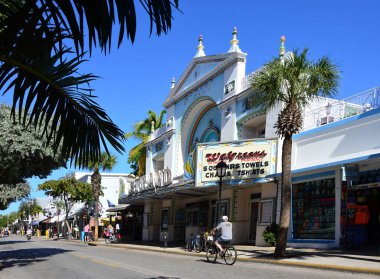 Florida Keys 'in Key West caddesinde sokak manzarası