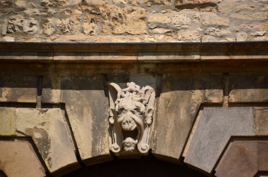 Tarihsel Şato Neuenburg, Freyburg, Saksonya 'nın Unstrut Nehri' nde