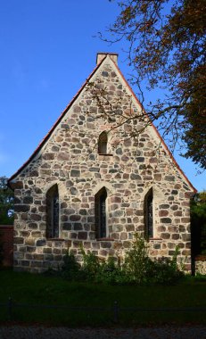 Berlin 'in Schmargendorf semtindeki tarihi kilise, Almanya' nın başkenti