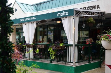 Şehir merkezindeki sokak manzarası Naoles, Meksika Körfezi, Florida