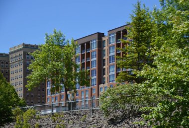 Duluth, Minnesota 'daki Gölde gezinti güvertesi