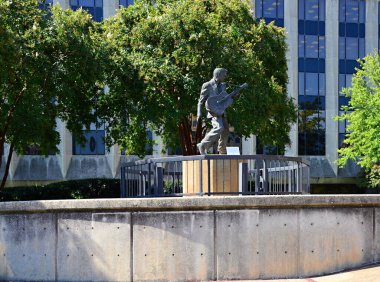 Memphis, Tennessee 'deki Elvis Heykeli