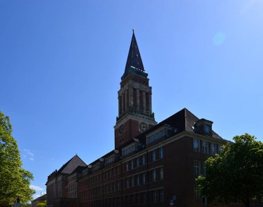Schleswig-Holstein 'in başkenti Kiel' deki tarihi belediye binası.