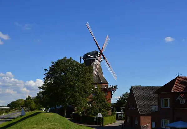 Tarihi Rüzgar Değirmeni Eski Ülkedeki Köy Borstel, Aşağı Saksonya
