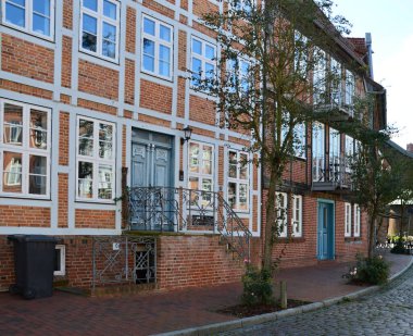 Old Hanse Town Stadyumu 'ndaki tarihi bina, Aşağı Saksonya