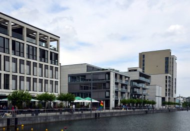 Dortmunf, Kuzey Ren 'deki Phoenixsee Gölü' ndeki gezinti güvertesi - Vestfalya