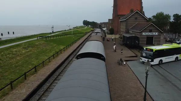 Hollanda 'daki eski buharlı tren.