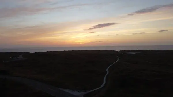 Hollanda 'da bir adada güzel bir gün batımı