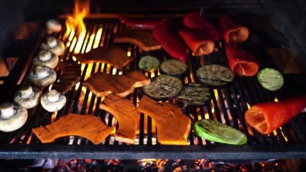 Fresh Vegetables Cooked Grill Fire Oven High Quality Footage — Stock Video