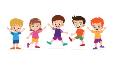 Bir grup çocuk bir araya geliyor ve gülümsüyor.