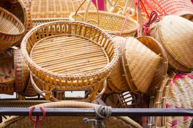 Tay geleneksel bambu yapılmış Kratib hasır kapsayıcı adı kutusunu pirinç