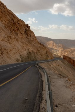 Güney İsrail 'deki Mitzpe Ramon' a inen 40. yolun çekimi..