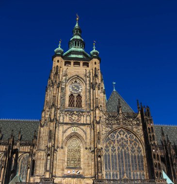 St. Vitus cathedral in Prague Castle courtyard, Czech Republic