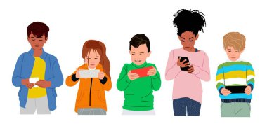 Akıllı telefonlarda video oyunu oynayan sevimli çocuklar. Telefon, internet bağımlılığı. Okul, Anaokulu Çocukları Gadget Kullanıyor, Çocuklar Uzaktan Eğitimi. Vektör İllüstrasyonu beyaz arkaplanda izole edildi