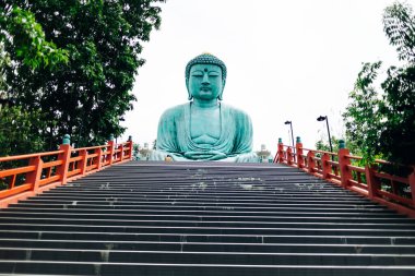 Kamakura Daibutsu 'nun Büyük Buda' sı Tayland Tapınağında - Wat Doi Prachan Mae Tha, Lampang Tayland Seyahat Simgesi.