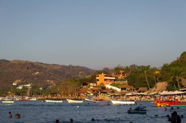 A Las Gatas Beach Zihuatanejo, Gro.