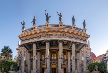 Guanajuato 'da bir Juarez Tiyatrosu mimari, sanat ve tarihin büyüleyici bir harmanı.