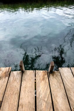 Meksika, San Luis Potosi 'de sakin bir doğal cennet olan Medya Luna' nın büyüleyici güzelliğini yaşayın.
