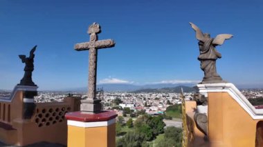 Meksika 'nın Puebla kentindeki Büyük Cholula Piramidi' ndeki Çaresiz Hanımefendinin Sığınağını Keşfedin.