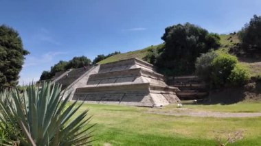 Meksika, Puebla 'daki Büyük Piramit ile Cholula' nın arkeolojik bölgesini keşfedin.