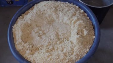 Zengin aromalı otantik Meksika tamaleleri yapma sürecinde ustalaşmak