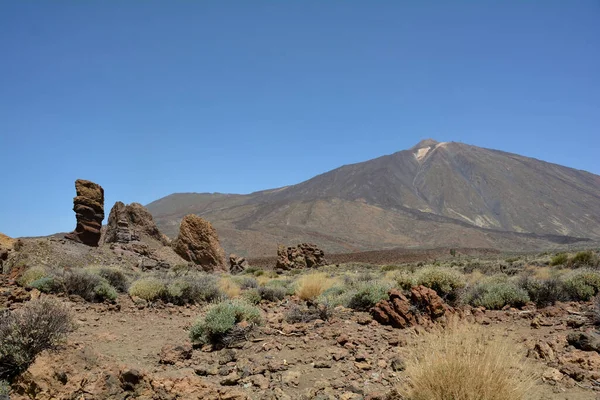 Den Bisarrt Formade Roque Cinchado Klippan Vulkanisk Sten Teides Nationalpark — Stockfoto