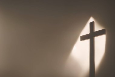 Hıristiyan haçının içeriden gerçekçi bir tasviri, üretken ai