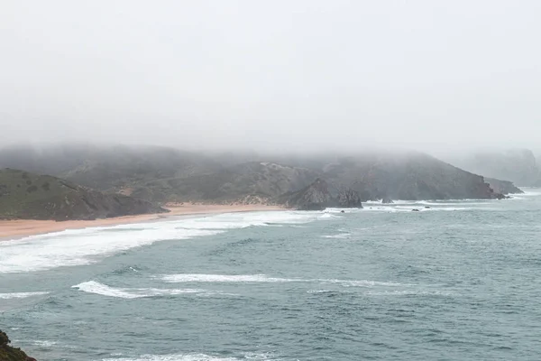 Португальське Західне Узбережжя Скелястих Скель Піщаних Пляжів Регіоні Одеміра Подорожуючи — стокове фото