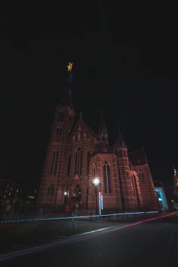 13.11.2023 - Hollanda, Eindhoven 'a karşı Glow festivali. Şehrin sokaklarında hafif sanat festivali. Benzersiz sanat eserleriyle harika bir ışık gösterisi..