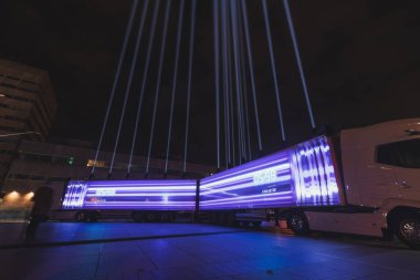 13.11.2023 - Hollanda, Eindhoven 'a karşı Glow festivali. Şehrin sokaklarında hafif sanat festivali. Benzersiz sanat eserleriyle harika bir ışık gösterisi..