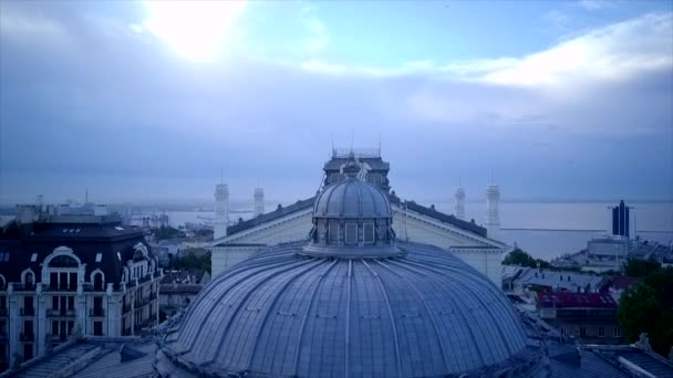 Güneşli Bir Günde Tarihi Odessa Tiyatrosu Binası Ukrayna Yazın Odessa — Stok video