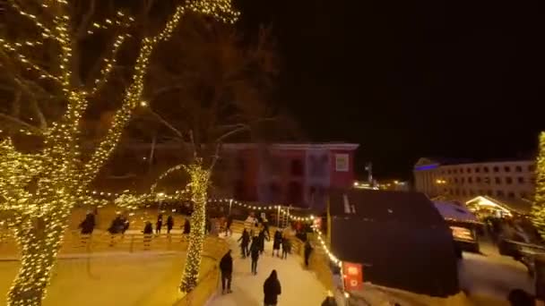 Τροχός Λούνα Παρκ Έκθεση Δρόμου Στην Πλατεία Κοτράκτοβα Καλησπέρα Κίεβο — Αρχείο Βίντεο
