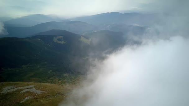 Aerial Indah Lanskap Halus Terbang Atas Pegunungan Awan Pegunungan Dan — Stok Video
