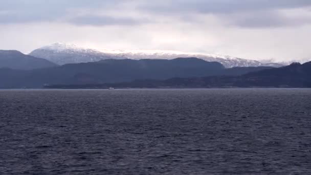 Fahrt Auf Dem Berühmten Geiranger Fjord Norwegen Blick Von Der — Stockvideo