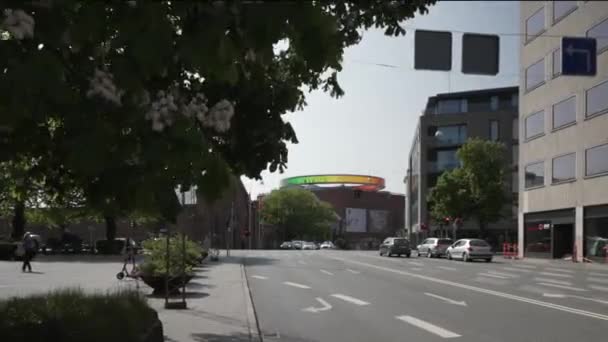 Орхус Дания Оживленная Улица Орхусе Мэрией Позади Орхус Является Вторым — стоковое видео