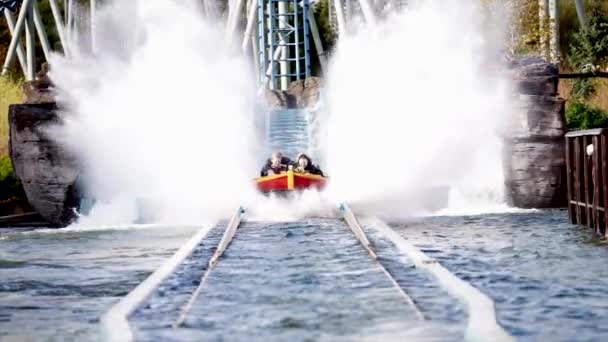 Battrupholtve Nimtofte Danemark 2022 Crush Water Water Roller Coaster Amusement — Video