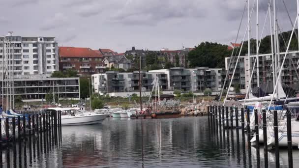 Danmark Aarhus Skandinavien Vikingaskepp Båtfestival Danmark Århus Skandinavien Modern Segelbåt — Stockvideo