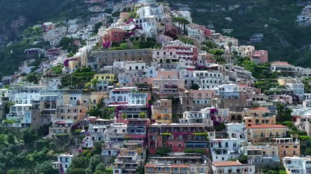 Positano Touristenziel Der Amalfiküste Italien Luftaufnahme Von Bunte Häuser Einer — Stockvideo